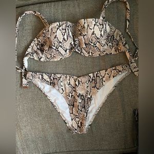 Snakeskin print bikini